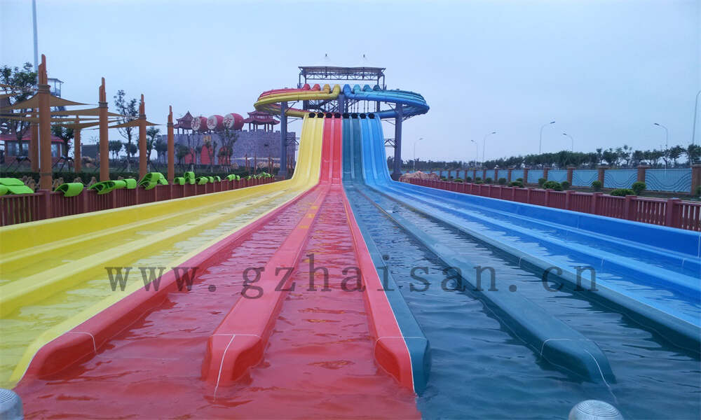 水上乐园垂直滑梯：惊险刺激的巅峰体验