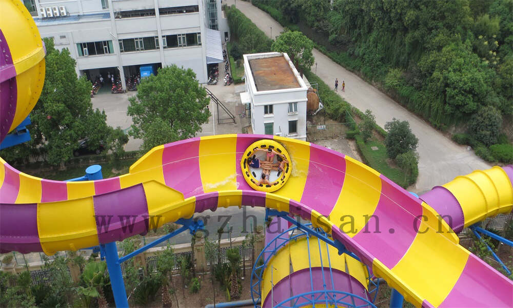 巧用水上乐园设备搭配，打造受欢迎的园子