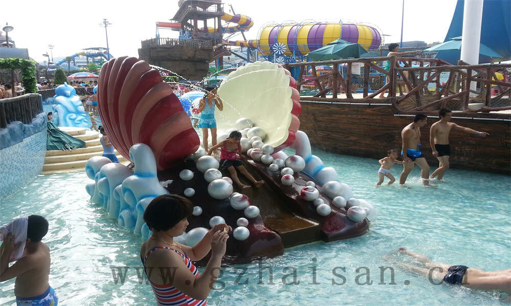 如何策划水上乐园内的特色餐饮服务？