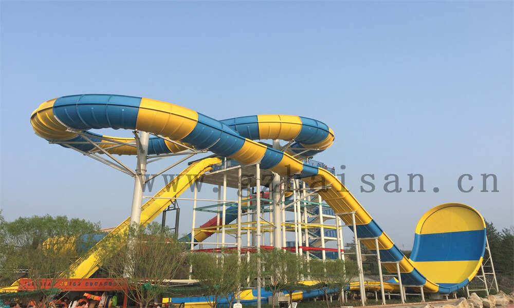儿童水上游乐设施厂，安全好玩的水上游乐设备
